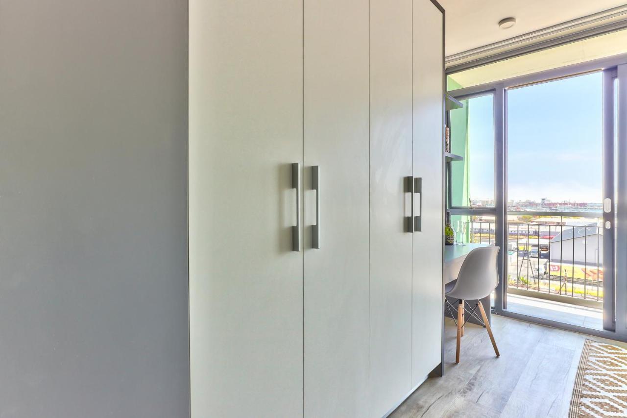Apartment 706 1onalbert Cape Town